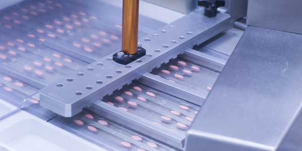 Automatizaciones Robóticas de Procesos - RPA Calanda · Automatizaciones Robóticas de Procesos - RPA para Farmacéuticas