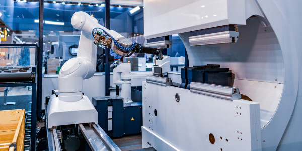 Células Robotizadas Alcañiz · Celdas Robóticas para Procesos Industriales