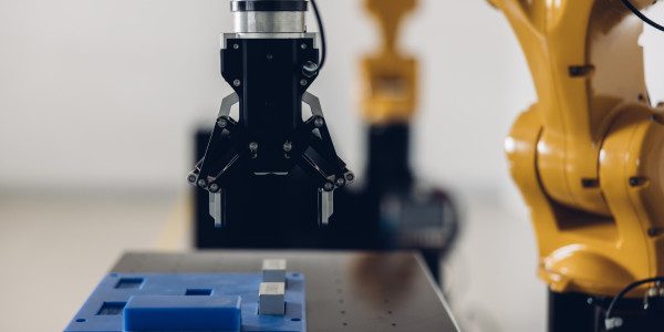 Garras Robóticas a Medida / Manos Robot / Grippers / EOAT Calaceite · Fabricación de Pinzas a medida capaces de manejar piezas geométricas