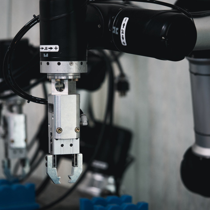 VKS Automatización Industrial · Garras Robóticas a Medida / Manos Robot / Grippers / EOAT Calaceite